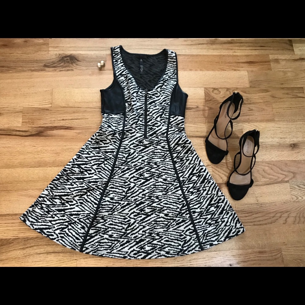 Jessica Simpson Dress